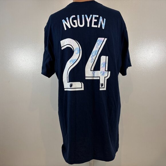 Lee Nguyen Jersey T Shirt Mens Size L Adidas New England Revolution MLS Soccer - Picture 2 of 5